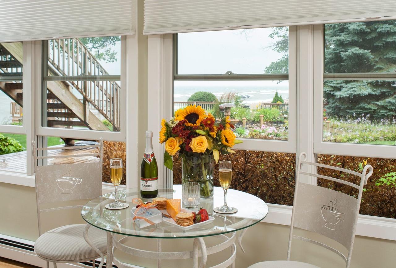 Bed and Breakfast Huron House Oscoda Exterior foto